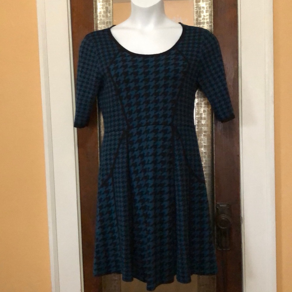 🚩Houndstooth print sweater dress